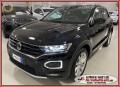 1 VOLKSWAGEN T Roc