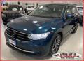 1 VOLKSWAGEN Tiguan