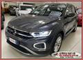 1 VOLKSWAGEN T Roc