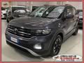 1 VOLKSWAGEN T Cross